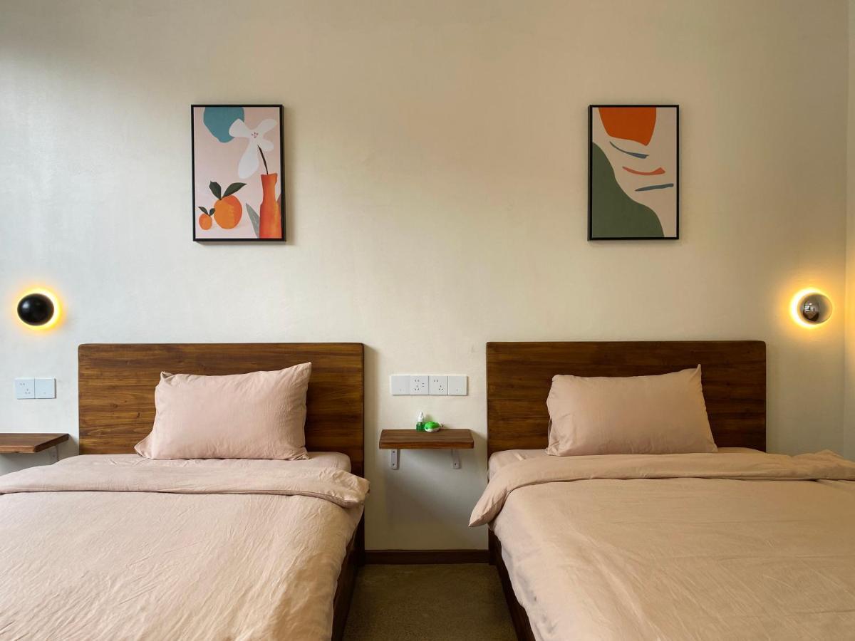 Pomelo Hostel Xingping Yangshuo Bagian luar foto
